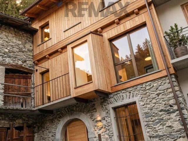 Casa indipendente in vendita a Delebio