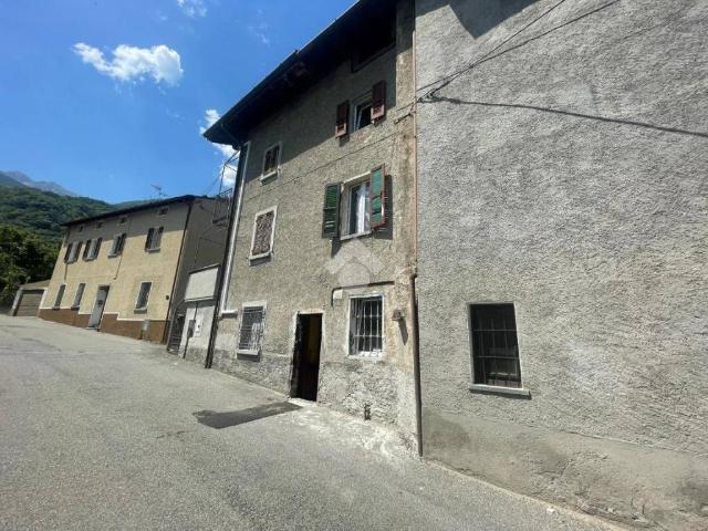 Casa indipendente in vendita a Delebio SO