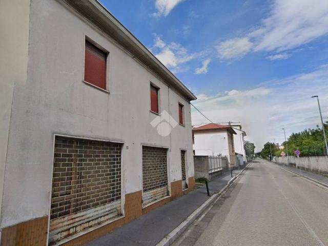 Casa indipendente in vendita a Desio MB