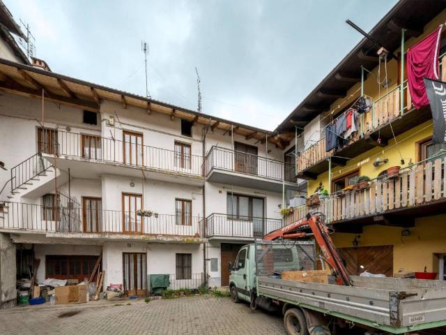 Casa indipendente in vendita a Dronero CN