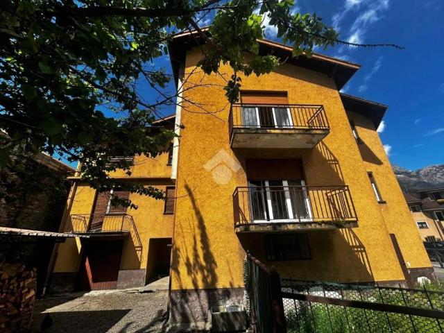 Casa indipendente in vendita a Dubino SO