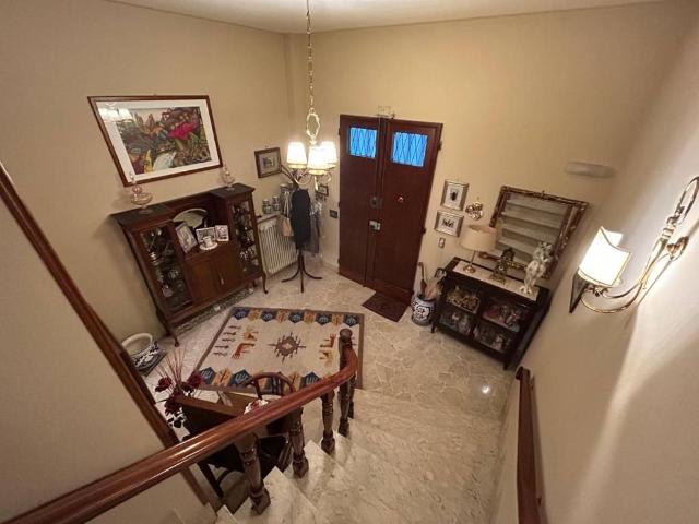 Casa indipendente in vendita a Empoli FI