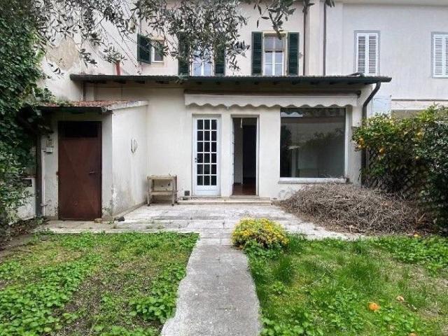 Casa indipendente in vendita a Empoli FI