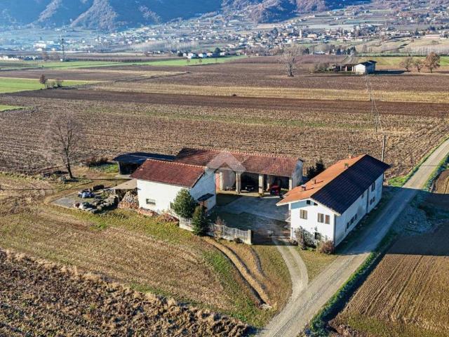 Casa indipendente in vendita a Envie CN
