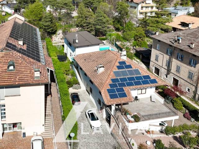 Casa indipendente in vendita a Egna BZ