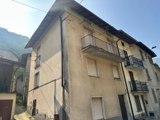 Casa indipendente in vendita a Erve LC