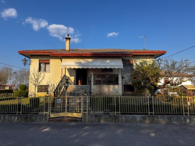 Casa indipendente in Vendita a Este