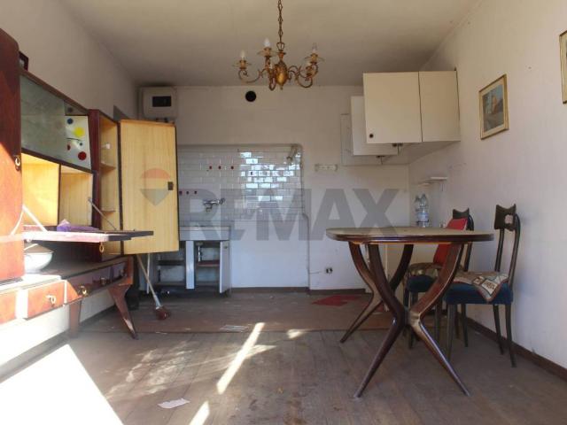 Casa indipendente in vendita a Esino Lario LC