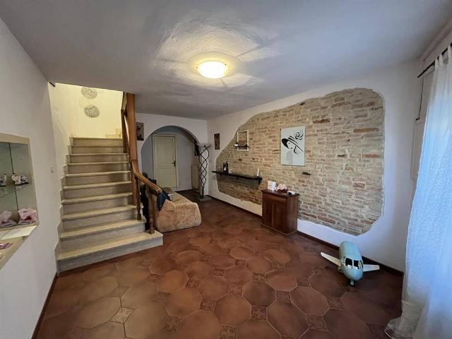 Casa indipendente in vendita a Foiano della Chiana AR
