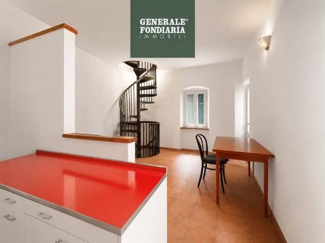 Casa indipendente in vendita a Follo SP