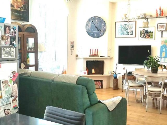 Casa indipendente in vendita a Follonica GR