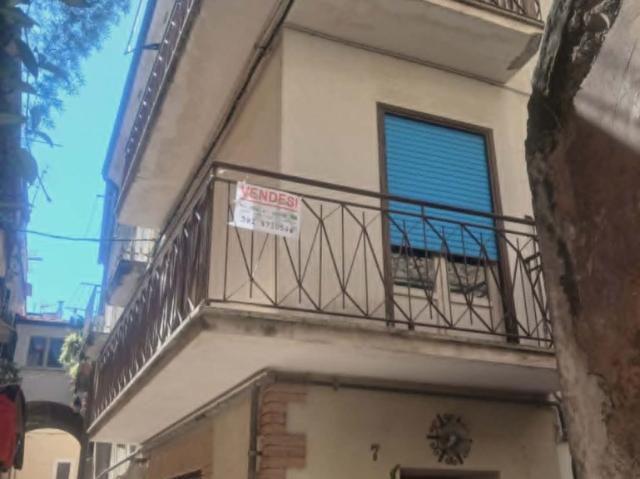 Casa indipendente in vendita a Fondi