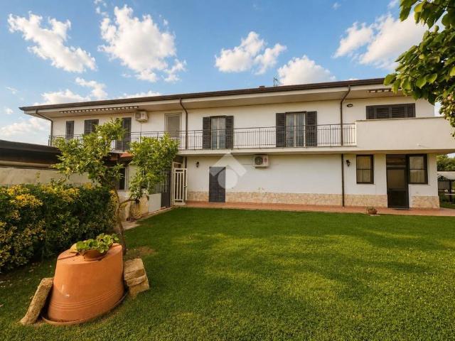 Casa indipendente in vendita a Fondi LT