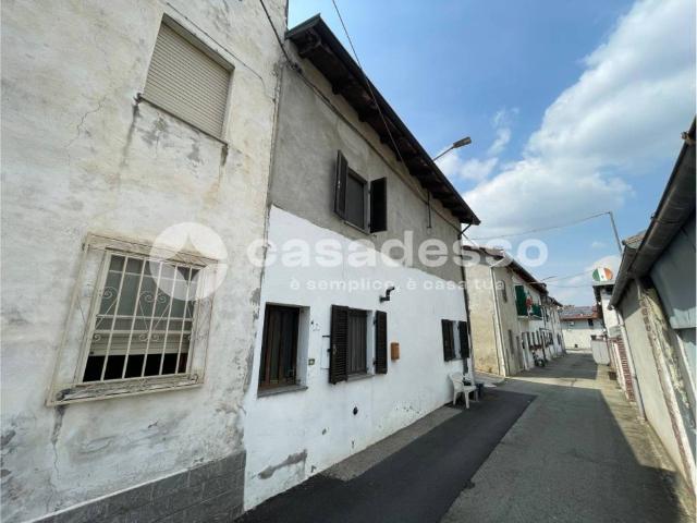 Casa indipendente in vendita a Fontanetto Po VC