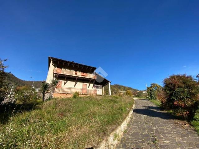 Casa indipendente in vendita a Foresto Sparso BG
