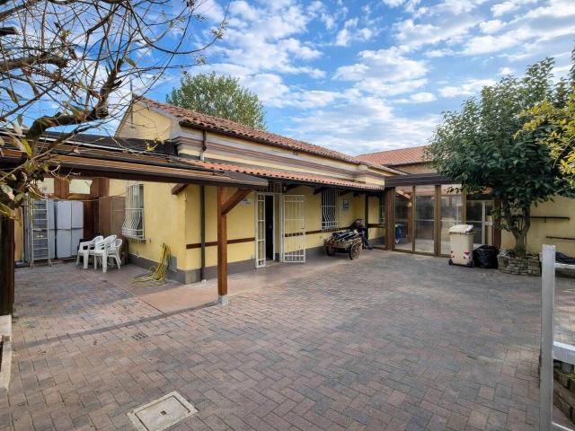 Casa indipendente in vendita a Forli'