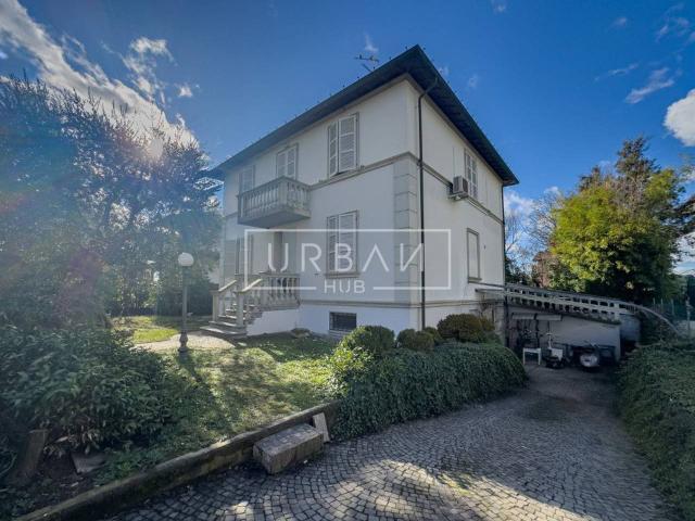 Casa indipendente in vendita a Forli'
