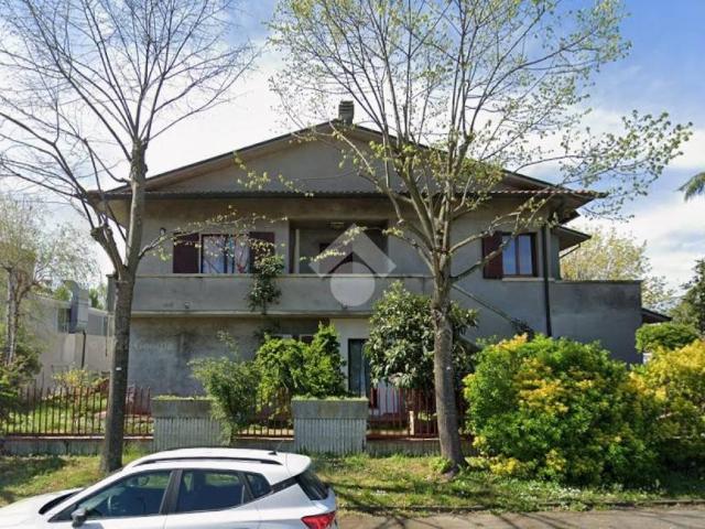 Casa indipendente in vendita a Forlì FC