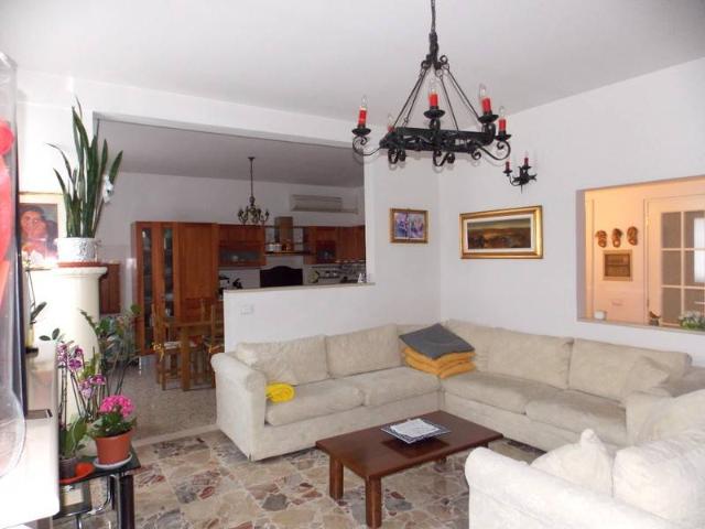 Casa indipendente in vendita a Forlimpopoli FC