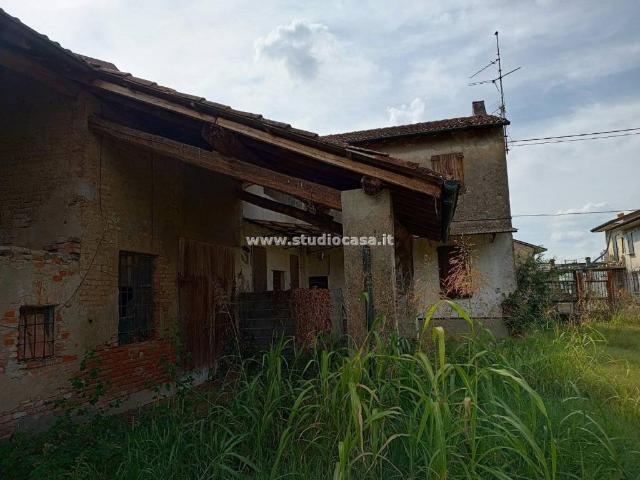 Casa indipendente in vendita a Formigara, Cornaleto