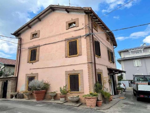 Casa indipendente in vendita a Formigine MO