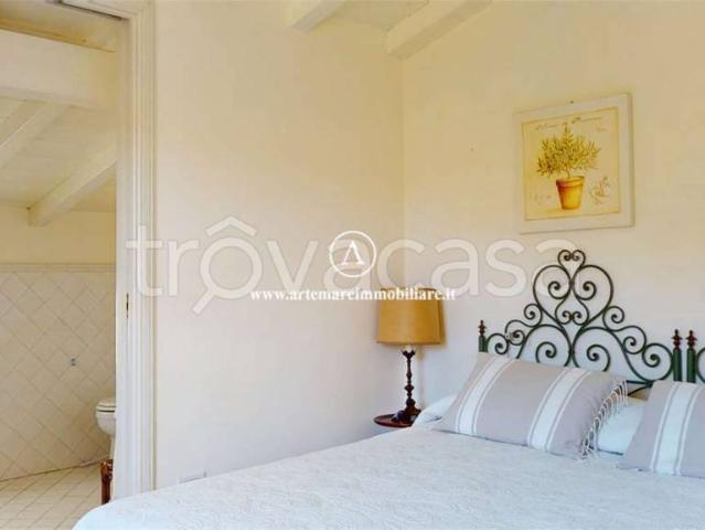 Casa indipendente in vendita a Forte dei Marmi via Palestro, 22