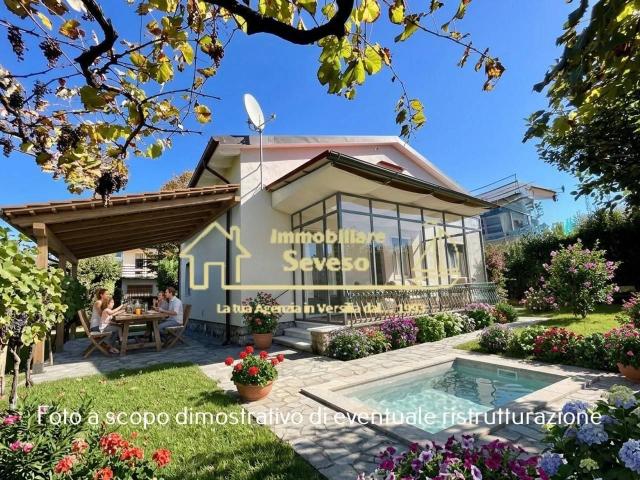 Casa indipendente in vendita a Forte Dei Marmi