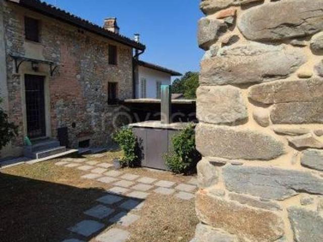 Casa indipendente in vendita a Fortunago