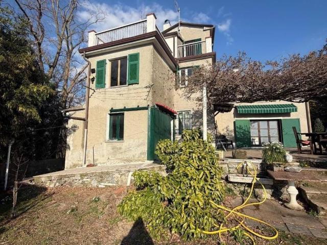 Casa indipendente in vendita a Fosdinovo MS