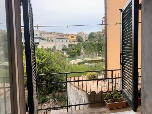 Casa indipendente in vendita a Fossombrone PU