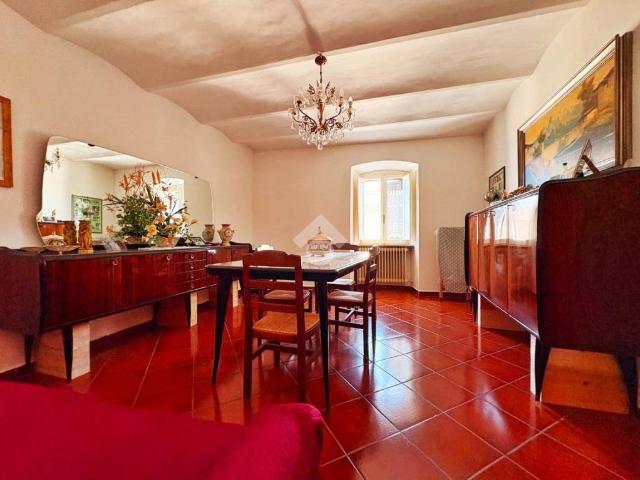 Casa indipendente in vendita a Fossato di Vico via Filippo Venturi, 6