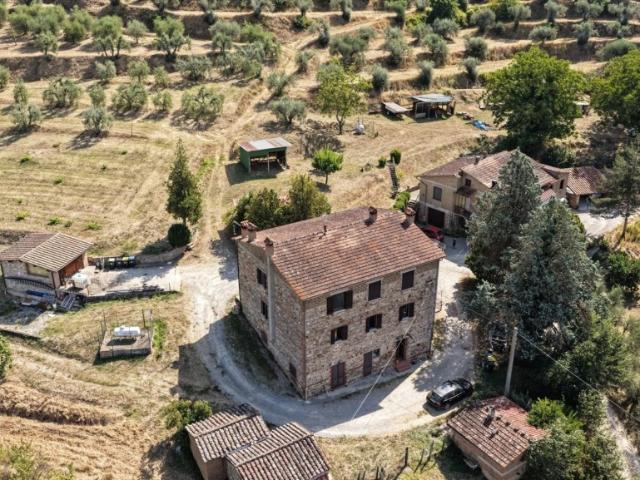 Casa indipendente in vendita a Fabro