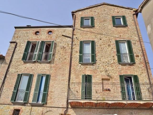 Casa indipendente in vendita a Fabro TR