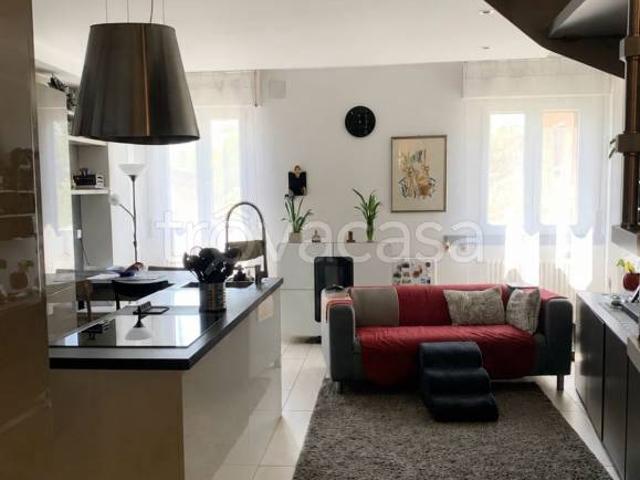 Casa indipendente in vendita a Fabriano
