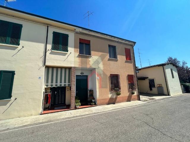 Casa indipendente in vendita a Faenza RA