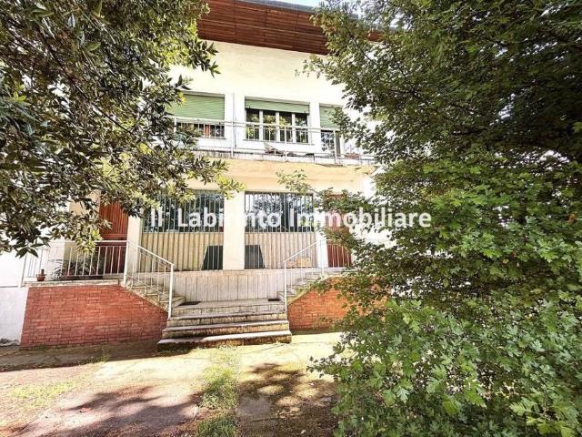Casa indipendente in vendita a Faenza viale marconi
