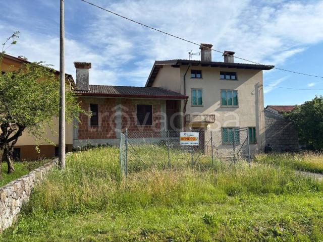 Casa indipendente in vendita a Fagagna via Lope, 10, Madrisio