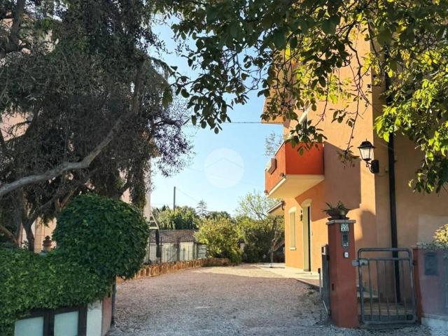 Casa indipendente in vendita a Fano