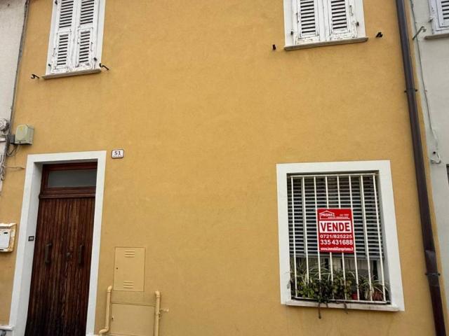 Casa indipendente in vendita a Fano PU