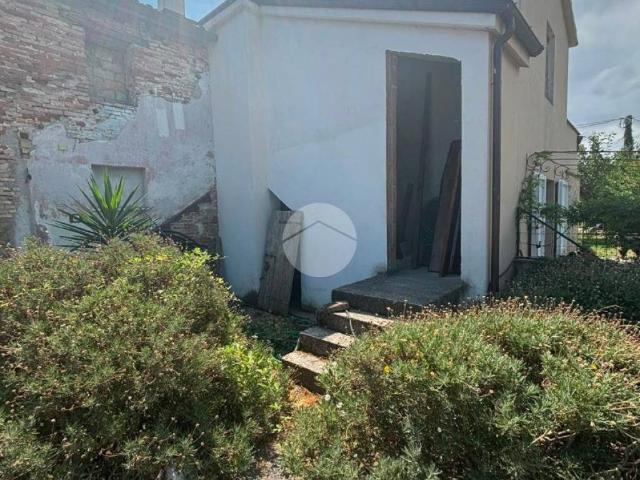 Casa indipendente in vendita a Fano PU
