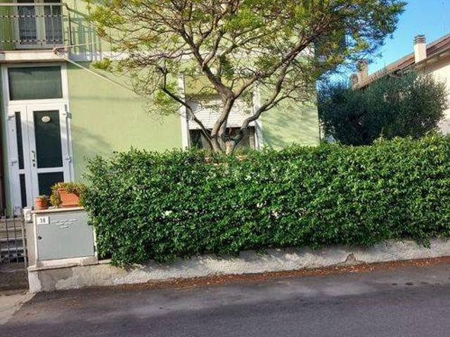 Casa indipendente in vendita a Fano PU