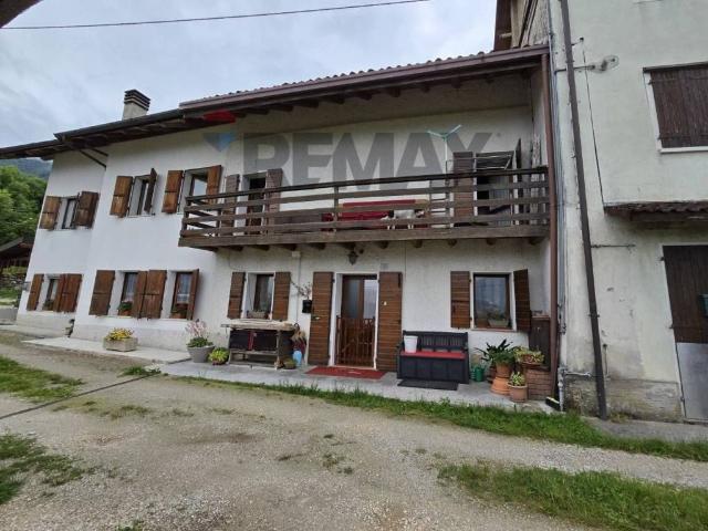 Casa indipendente in vendita a Feltre BL