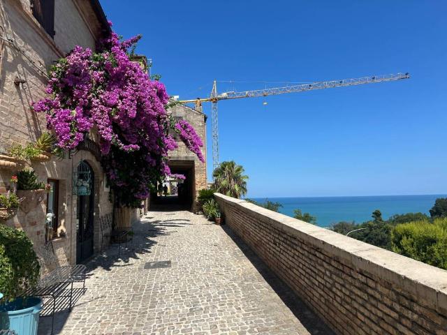 Casa indipendente in vendita a Fermo FM