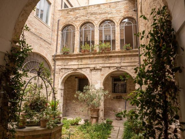 Casa indipendente in vendita a Fermo FM