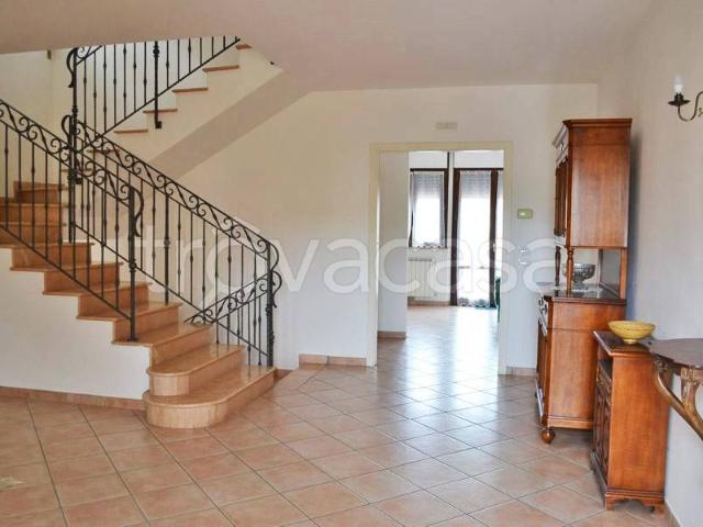Casa indipendente in vendita a Fermignano