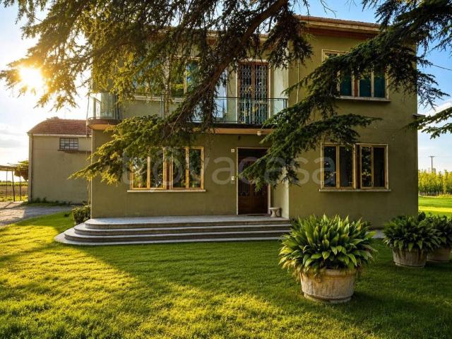 Casa indipendente in vendita a Ferrara via bologna, 974, Montalbano
