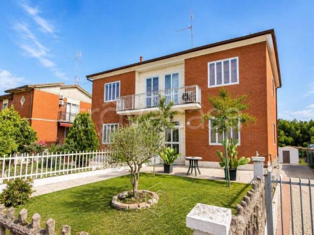 Casa indipendente in vendita a Ferrara via Bassa, Fabbri Fossanova