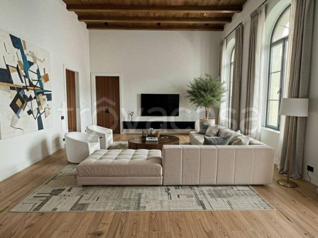 Casa indipendente in vendita a Ferrara via de' Romei, 3, Centro Storico