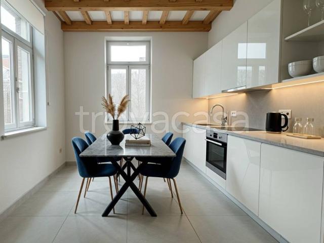 Casa indipendente in vendita a Ferrara via de' Romei, 3, Centro Storico