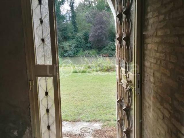 Casa indipendente in vendita a Ferrara via della Pesca, 36, San Bartolomeo